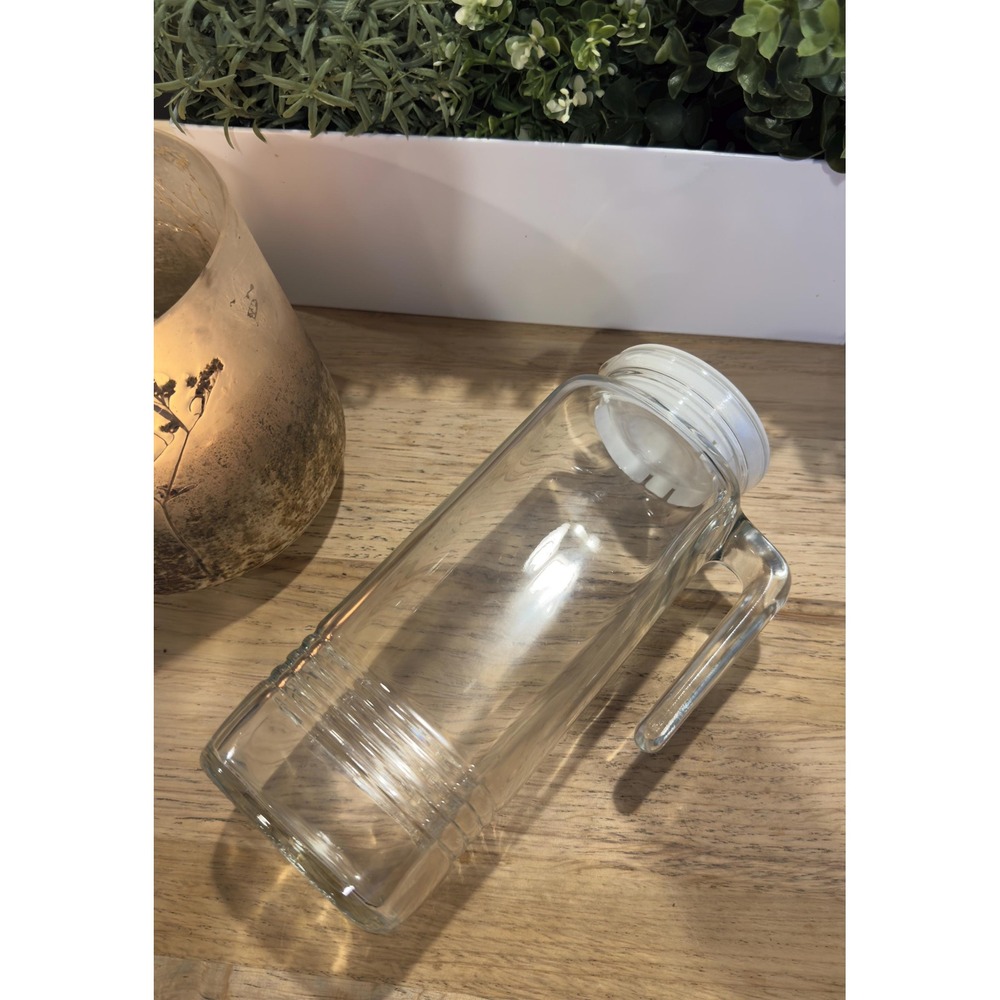Frigoverre Italy Juice Glass Pitcher by Bormioli Rocco with Lid